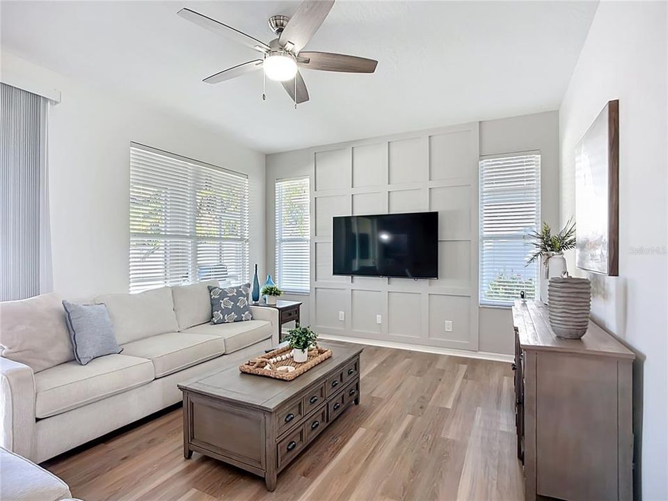 En Venta: $410,000 (3 camas, 2 baños, 1693 Pies cuadrados)