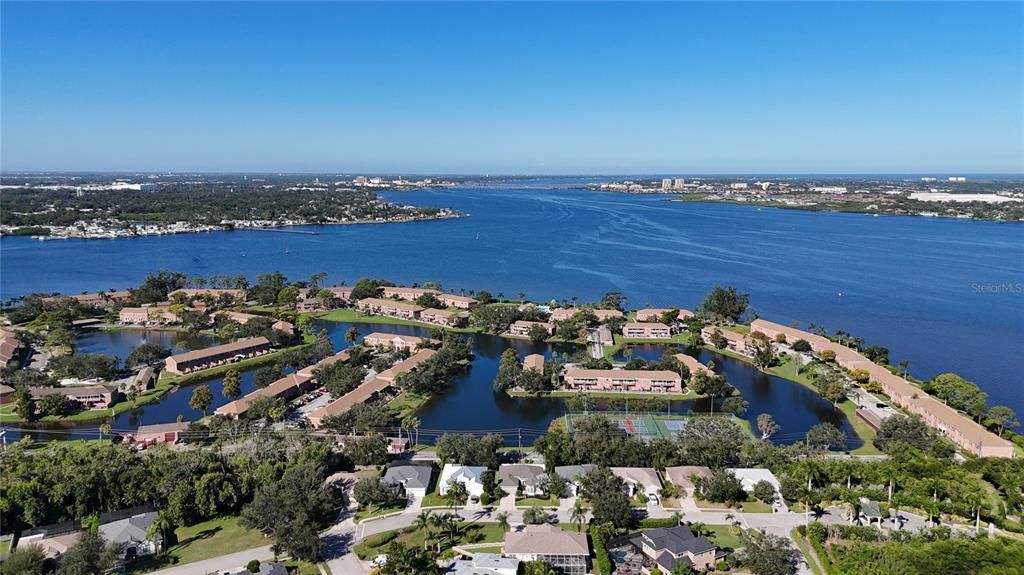 En Venta: $410,000 (3 camas, 2 baños, 1693 Pies cuadrados)