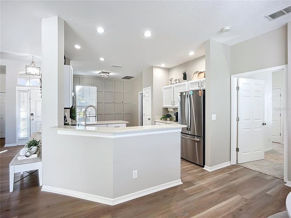 En Venta: $410,000 (3 camas, 2 baños, 1693 Pies cuadrados)