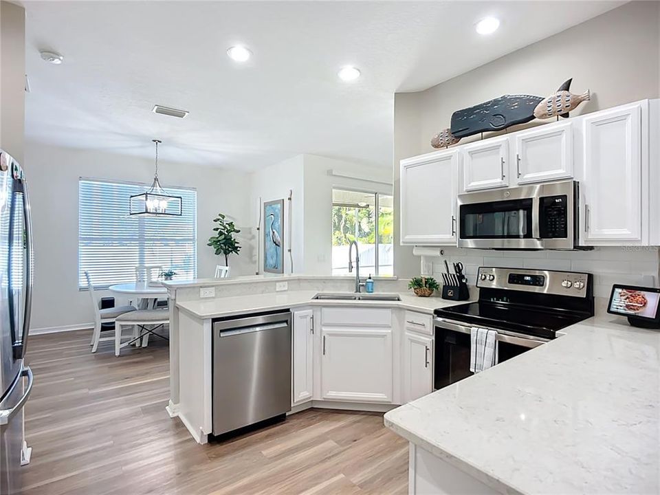 En Venta: $410,000 (3 camas, 2 baños, 1693 Pies cuadrados)