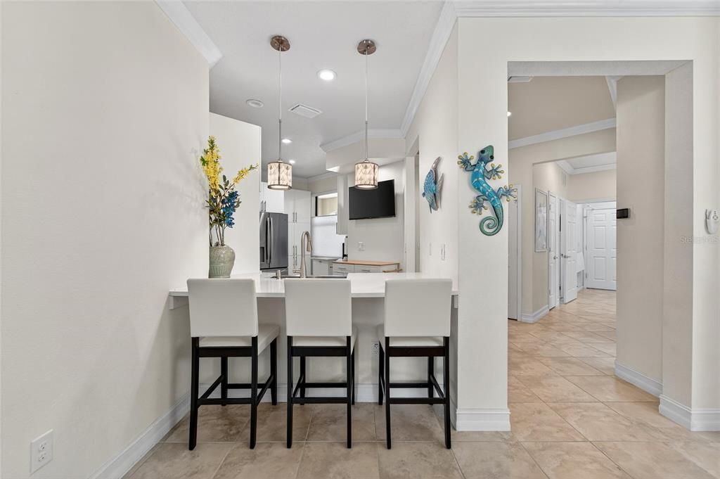 For Sale: $299,900 (2 beds, 2 baths, 1616 Square Feet)