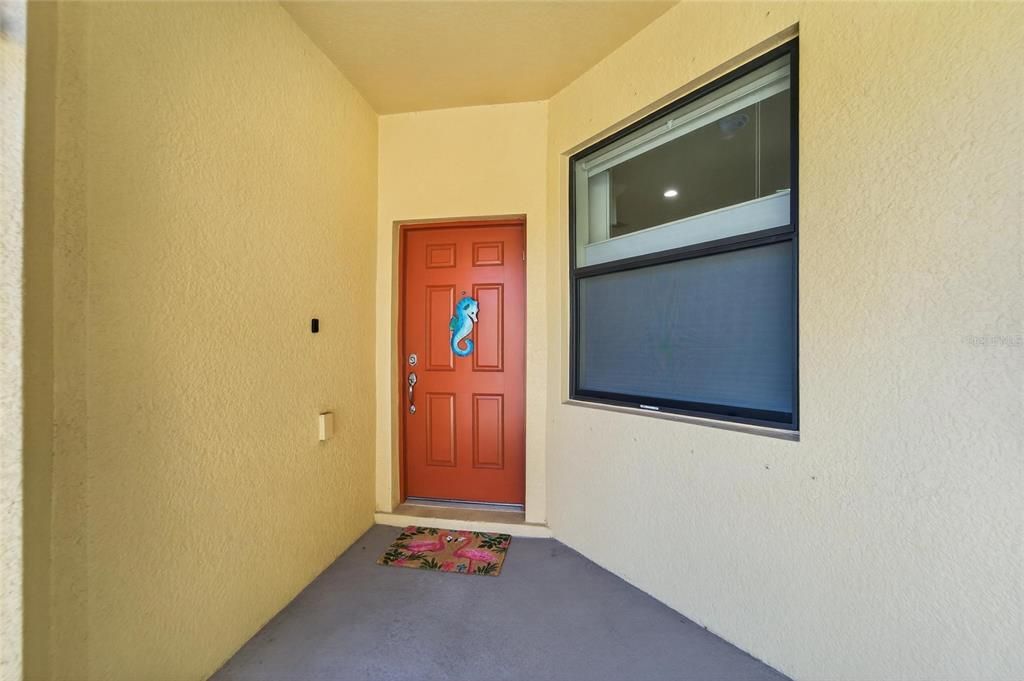For Sale: $299,900 (2 beds, 2 baths, 1616 Square Feet)