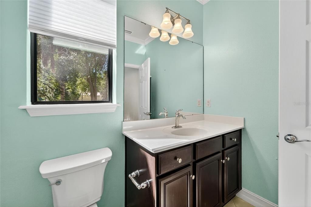 For Sale: $299,900 (2 beds, 2 baths, 1616 Square Feet)