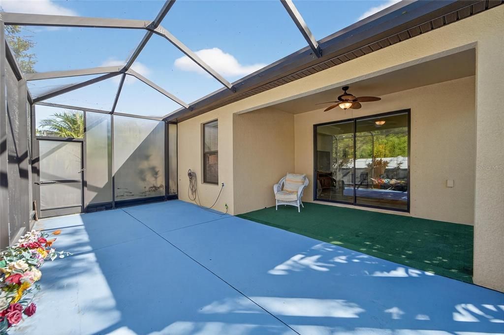 For Sale: $299,900 (2 beds, 2 baths, 1616 Square Feet)