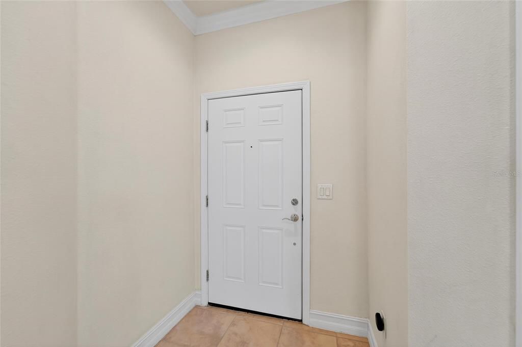 For Sale: $299,900 (2 beds, 2 baths, 1616 Square Feet)