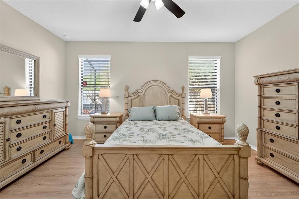 For Sale: $299,900 (2 beds, 2 baths, 1616 Square Feet)