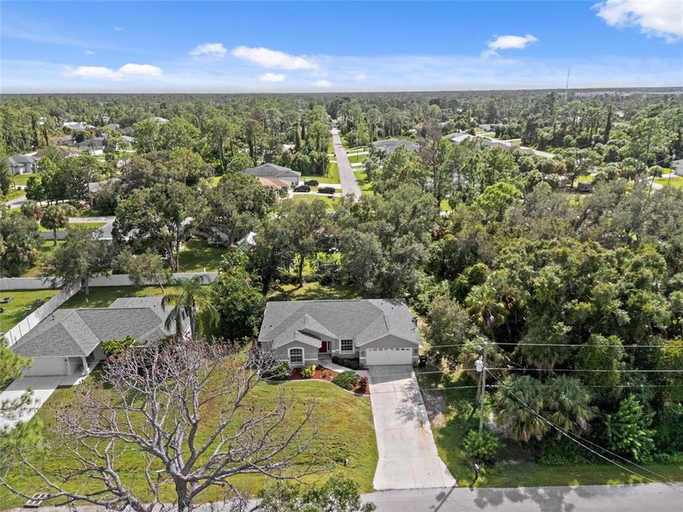 Под контрактом: $260,000 (3 спален, 2 ванн, 1309 Квадратных фут)