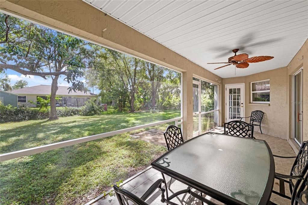 Под контрактом: $260,000 (3 спален, 2 ванн, 1309 Квадратных фут)