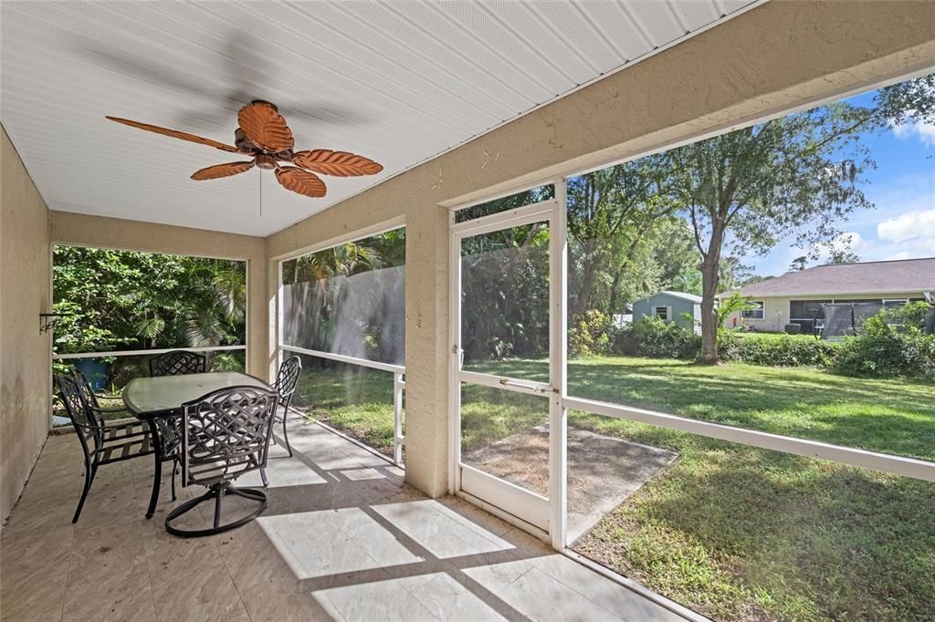 Под контрактом: $260,000 (3 спален, 2 ванн, 1309 Квадратных фут)