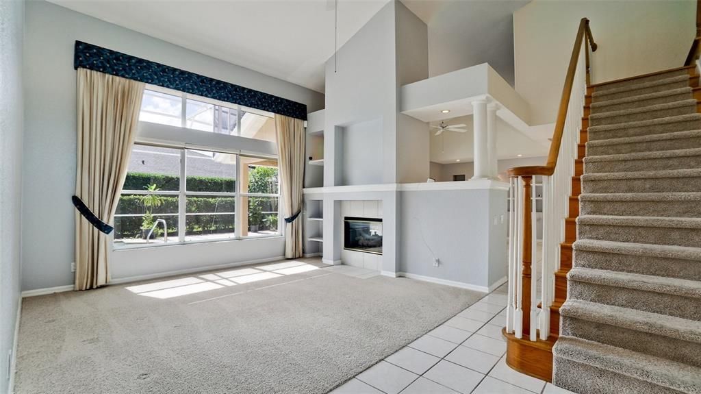 合同活跃: $650,000 (4 贝兹, 2 浴室, 2149 平方英尺)