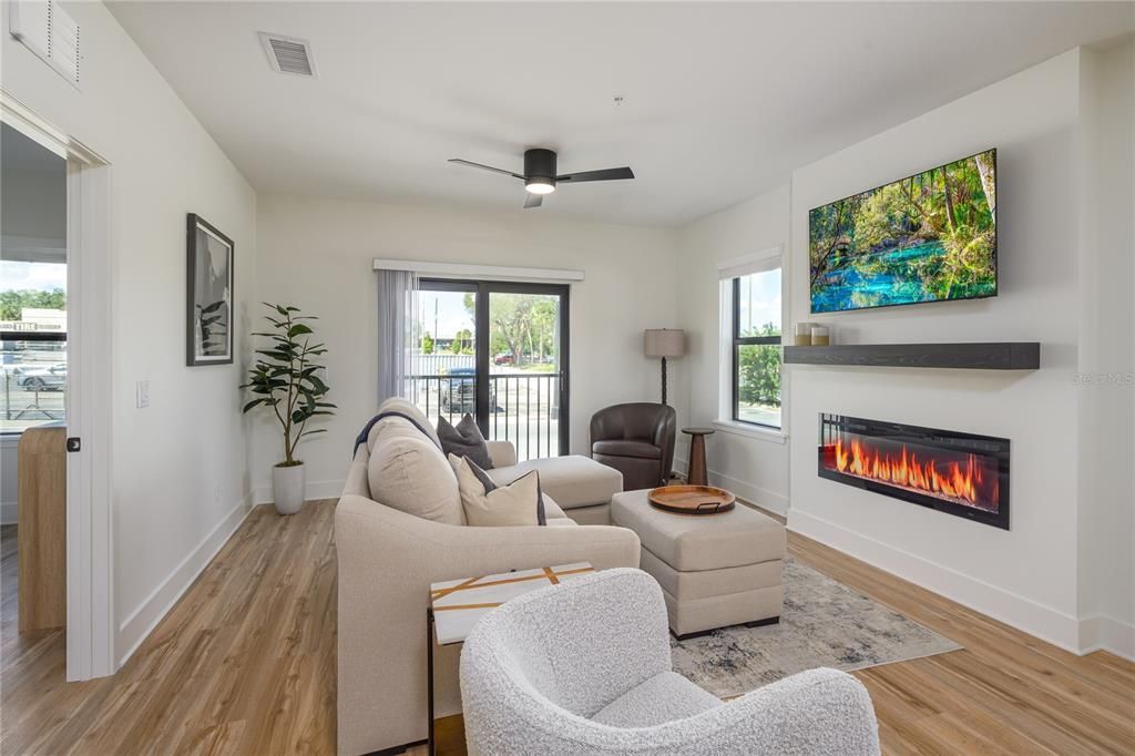 For Rent: $2,350 (2 beds, 2 baths, 1202 Square Feet)