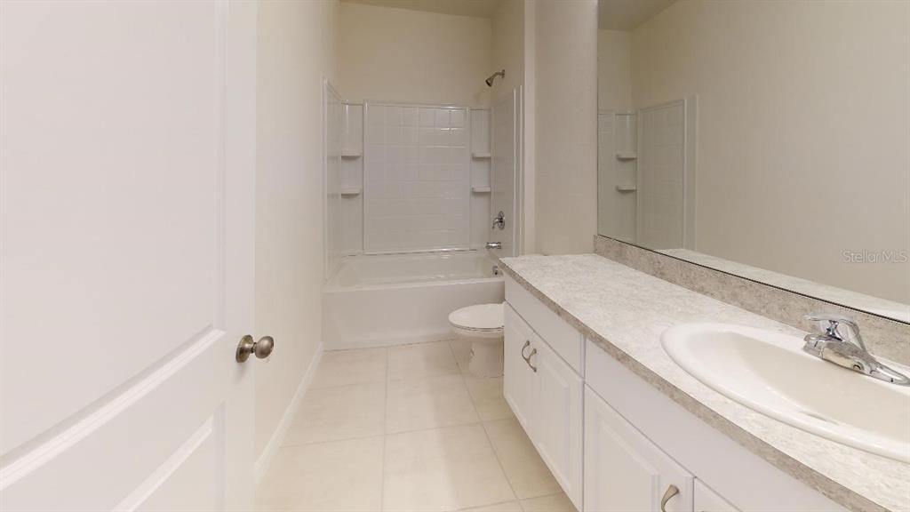 Active With Contract: $301,999 (3 beds, 2 baths, 1500 Square Feet)