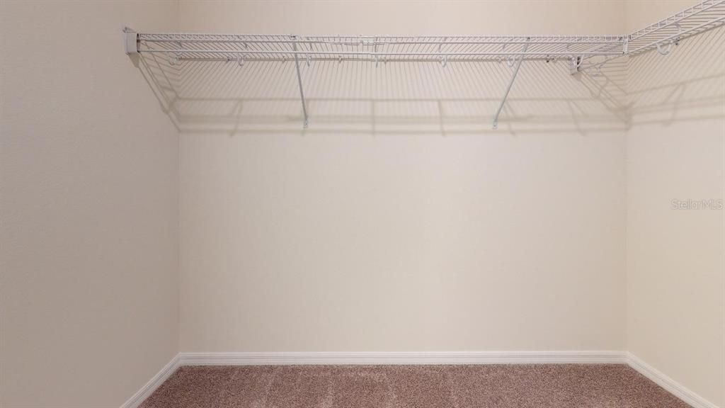 Active With Contract: $301,999 (3 beds, 2 baths, 1500 Square Feet)