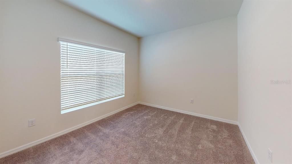 Active With Contract: $301,999 (3 beds, 2 baths, 1500 Square Feet)