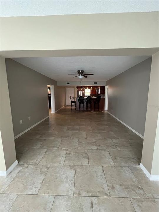 For Rent: $2,200 (3 beds, 2 baths, 1201 Square Feet)