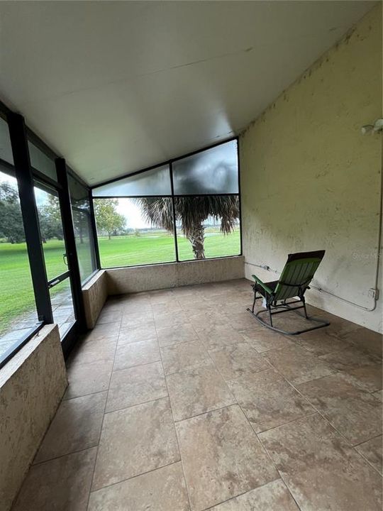 For Rent: $2,200 (3 beds, 2 baths, 1201 Square Feet)