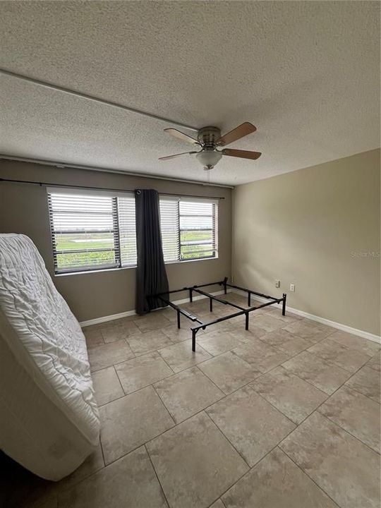 For Rent: $2,200 (3 beds, 2 baths, 1201 Square Feet)