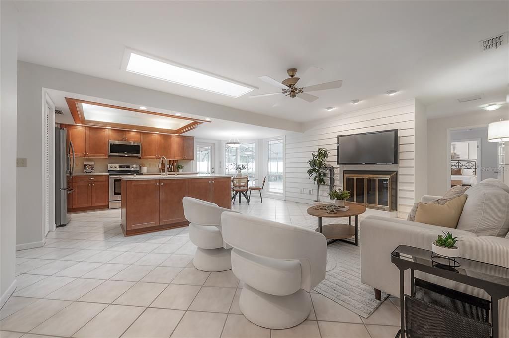 Active With Contract: $629,900 (4 beds, 3 baths, 2756 Square Feet)