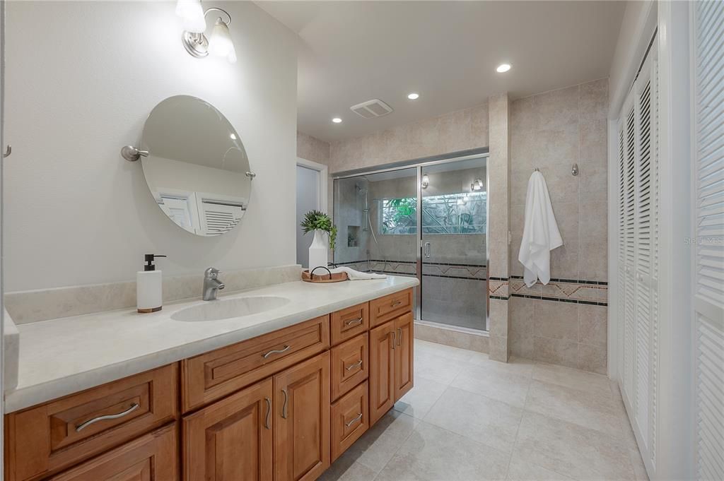 Active With Contract: $629,900 (4 beds, 3 baths, 2756 Square Feet)