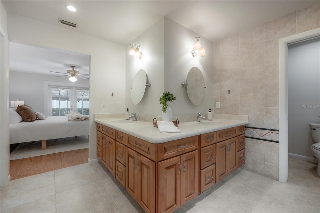 Active With Contract: $629,900 (4 beds, 3 baths, 2756 Square Feet)