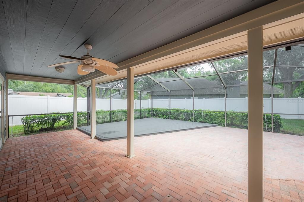 Active With Contract: $629,900 (4 beds, 3 baths, 2756 Square Feet)