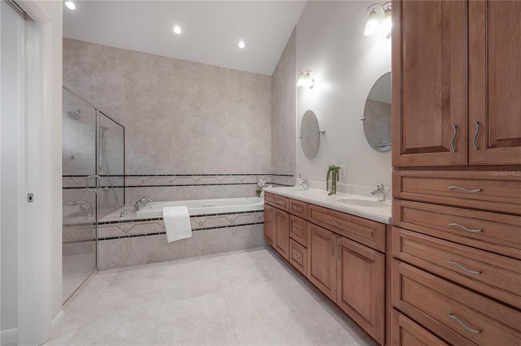 Active With Contract: $629,900 (4 beds, 3 baths, 2756 Square Feet)