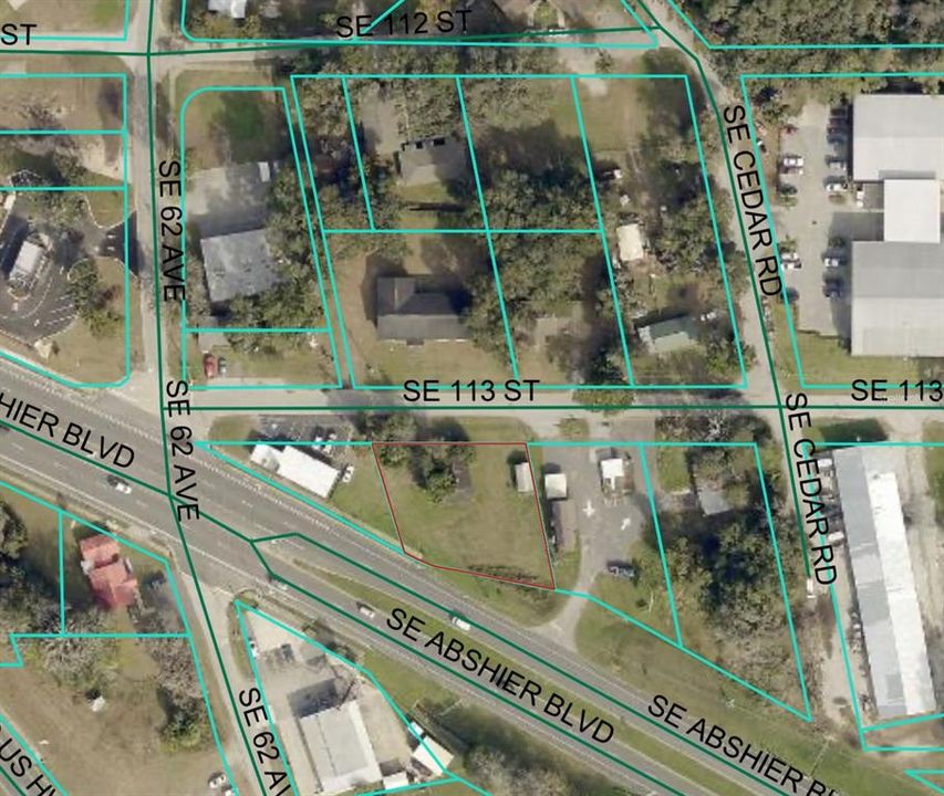 На продажу: $295,000 (0.54 acres)