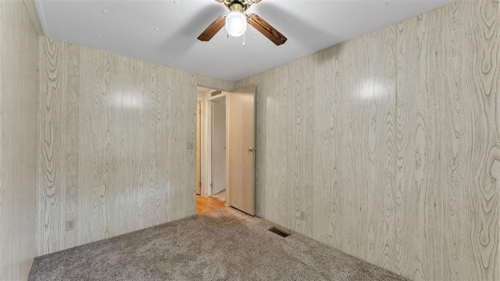 На продажу: $129,000 (2 спален, 2 ванн, 960 Квадратных фут)