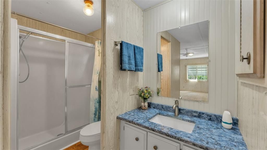 На продажу: $129,000 (2 спален, 2 ванн, 960 Квадратных фут)