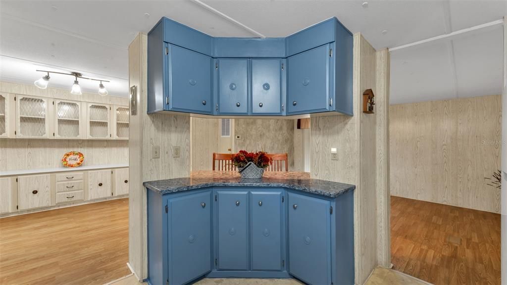 На продажу: $129,000 (2 спален, 2 ванн, 960 Квадратных фут)