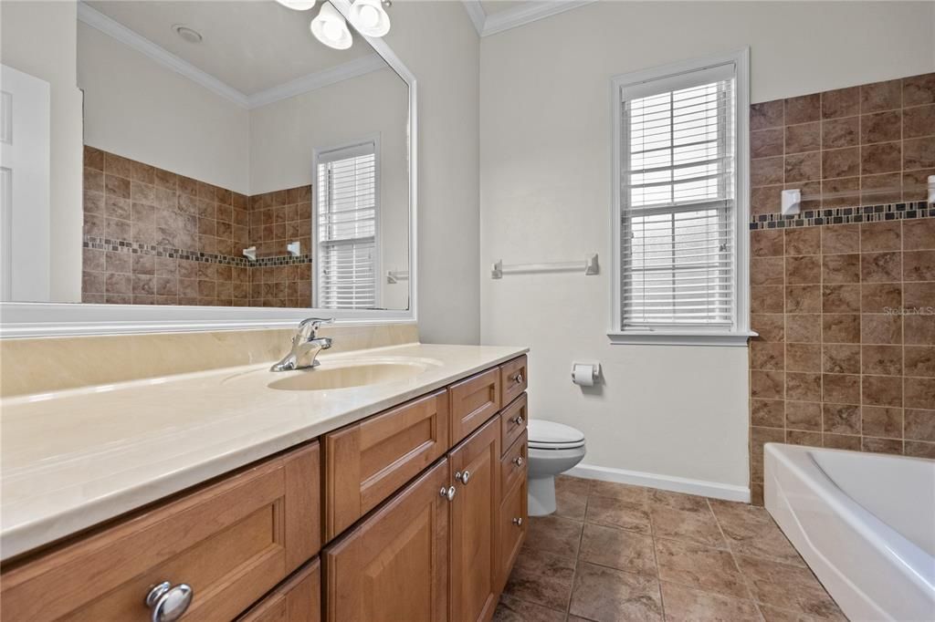 Active With Contract: $374,900 (3 beds, 2 baths, 1908 Square Feet)