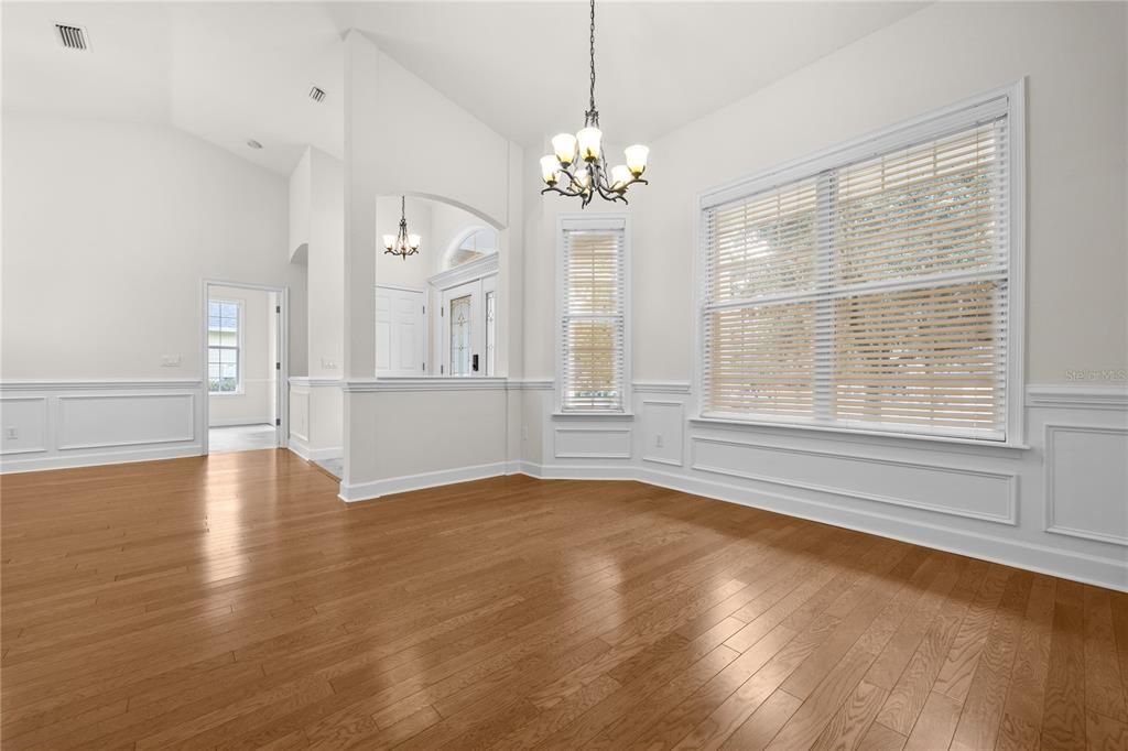 Active With Contract: $374,900 (3 beds, 2 baths, 1908 Square Feet)