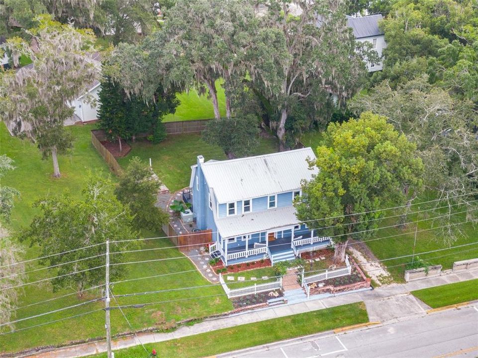 For Sale: $450,000 (4 beds, 3 baths, 1872 Square Feet)