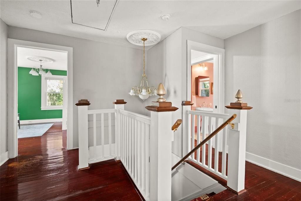 For Sale: $450,000 (4 beds, 3 baths, 1872 Square Feet)