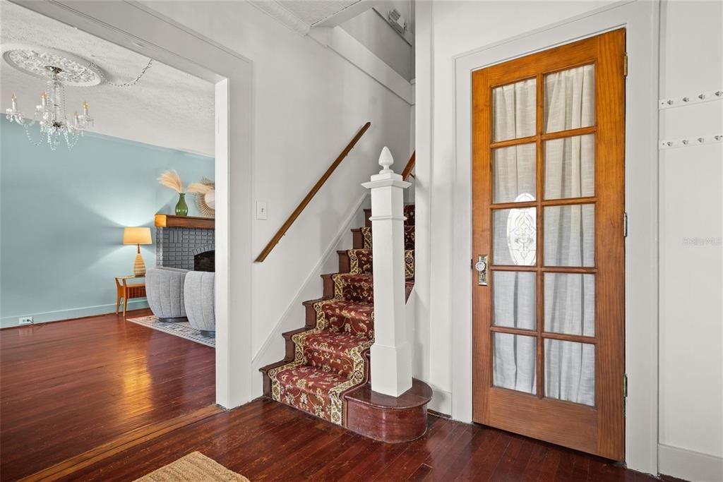 For Sale: $450,000 (4 beds, 3 baths, 1872 Square Feet)