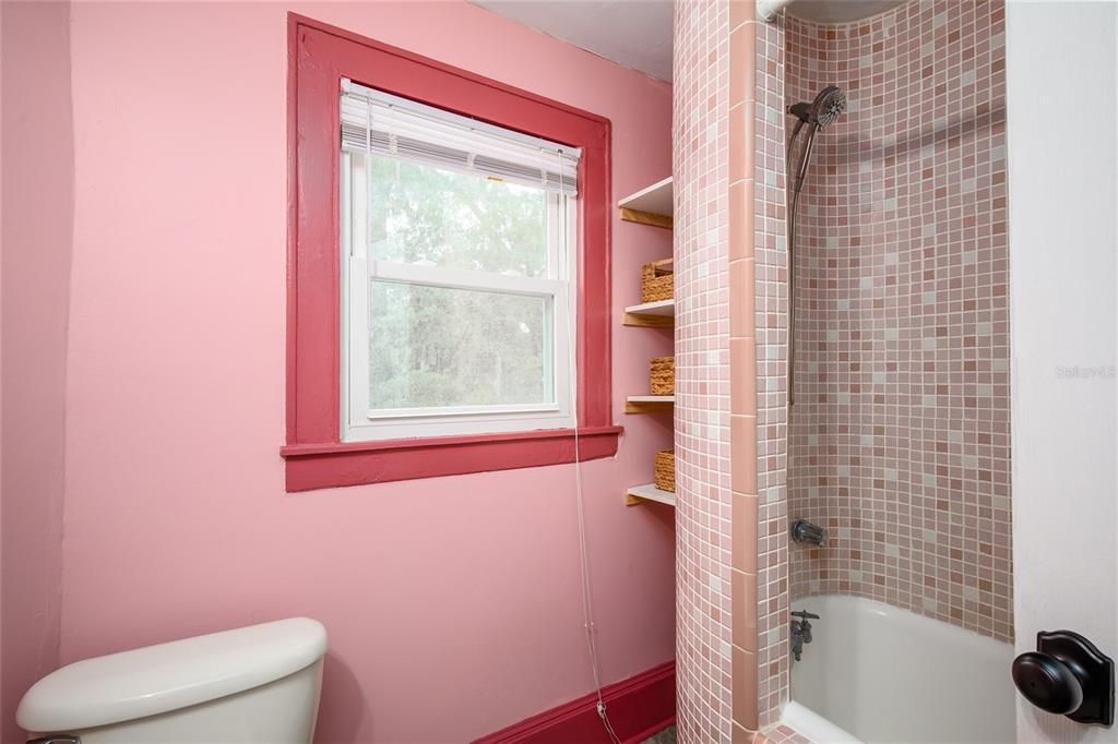 For Sale: $450,000 (4 beds, 3 baths, 1872 Square Feet)