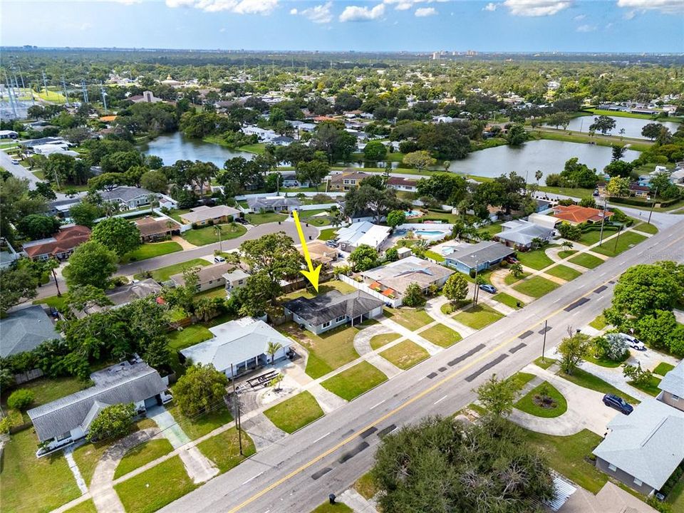 For Sale: $420,000 (2 beds, 1 baths, 1121 Square Feet)