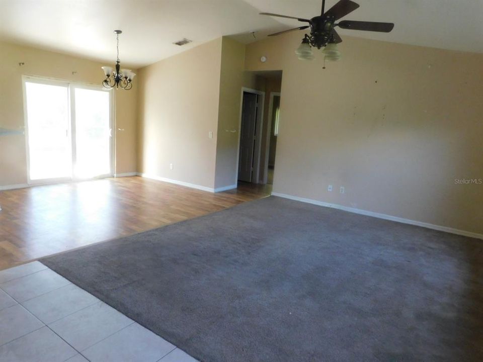 待售: $218,500 (3 贝兹, 2 浴室, 1192 平方英尺)