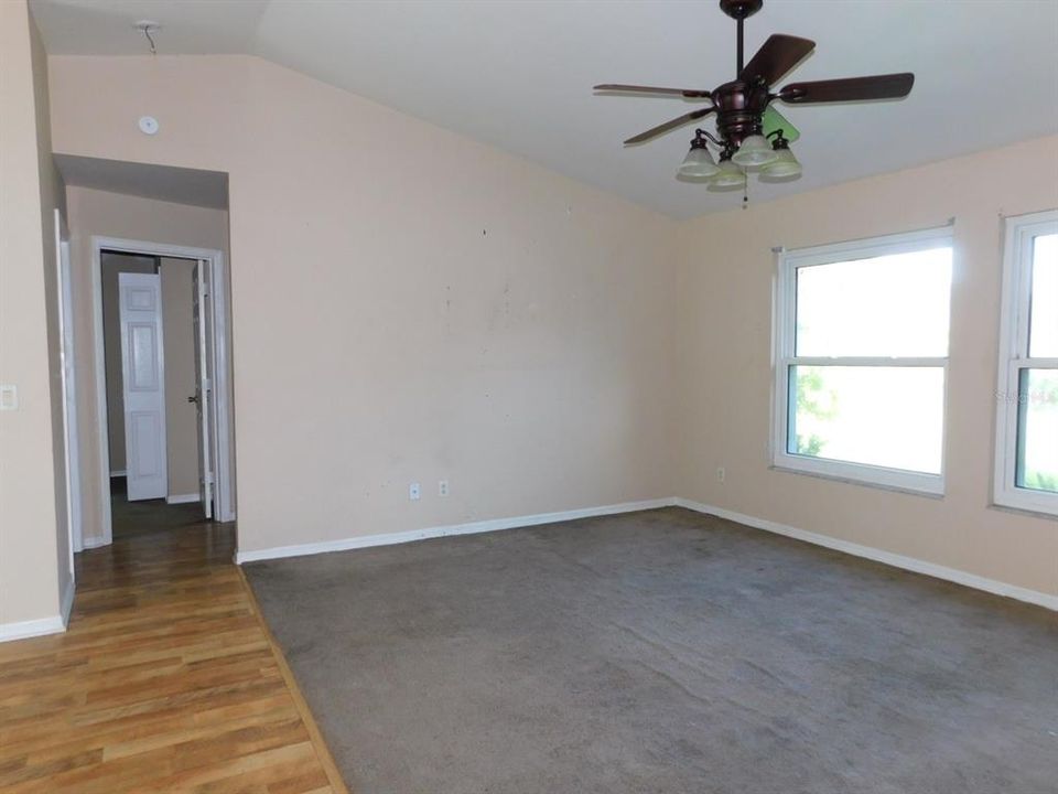 待售: $218,500 (3 贝兹, 2 浴室, 1192 平方英尺)