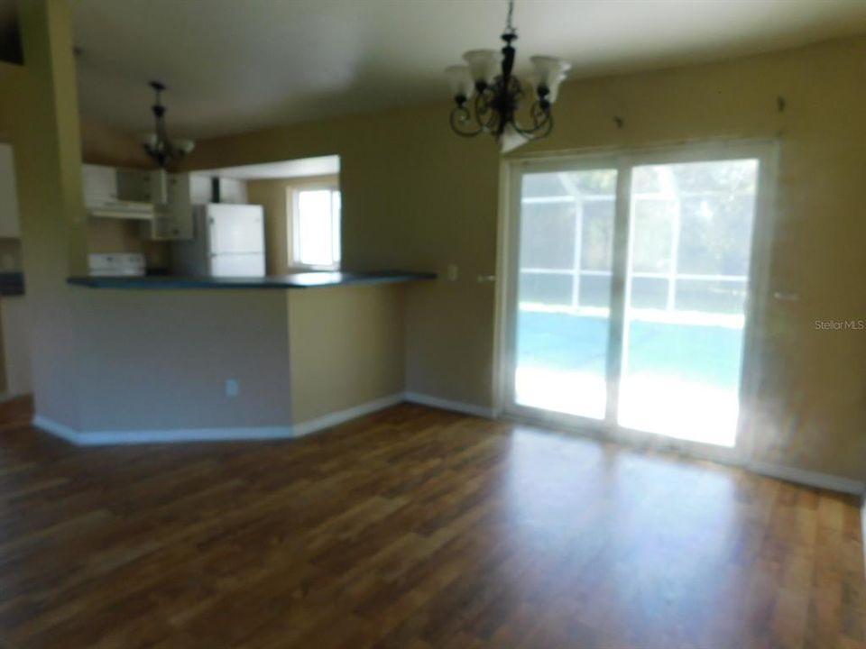 待售: $218,500 (3 贝兹, 2 浴室, 1192 平方英尺)