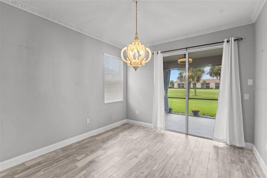 Под контрактом: $2,695 (3 спален, 2 ванн, 1991 Квадратных фут)