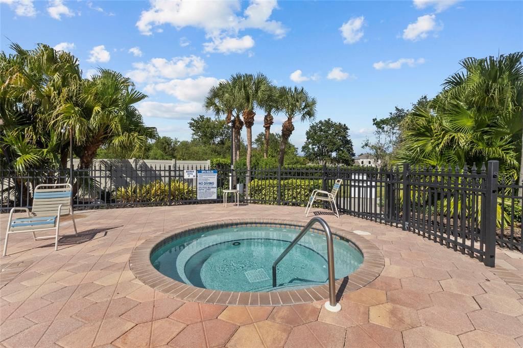 Под контрактом: $2,695 (3 спален, 2 ванн, 1991 Квадратных фут)