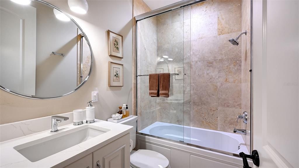 Activo con contrato: $1,595,000 (3 camas, 2 baños, 1910 Pies cuadrados)