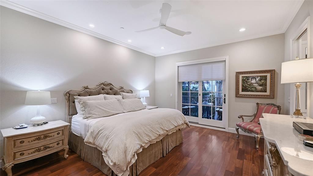 Activo con contrato: $1,595,000 (3 camas, 2 baños, 1910 Pies cuadrados)