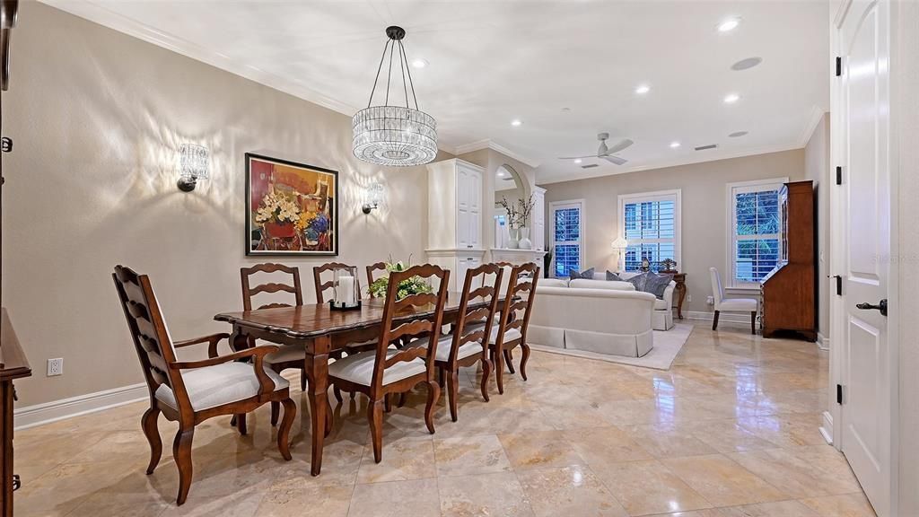 Activo con contrato: $1,595,000 (3 camas, 2 baños, 1910 Pies cuadrados)