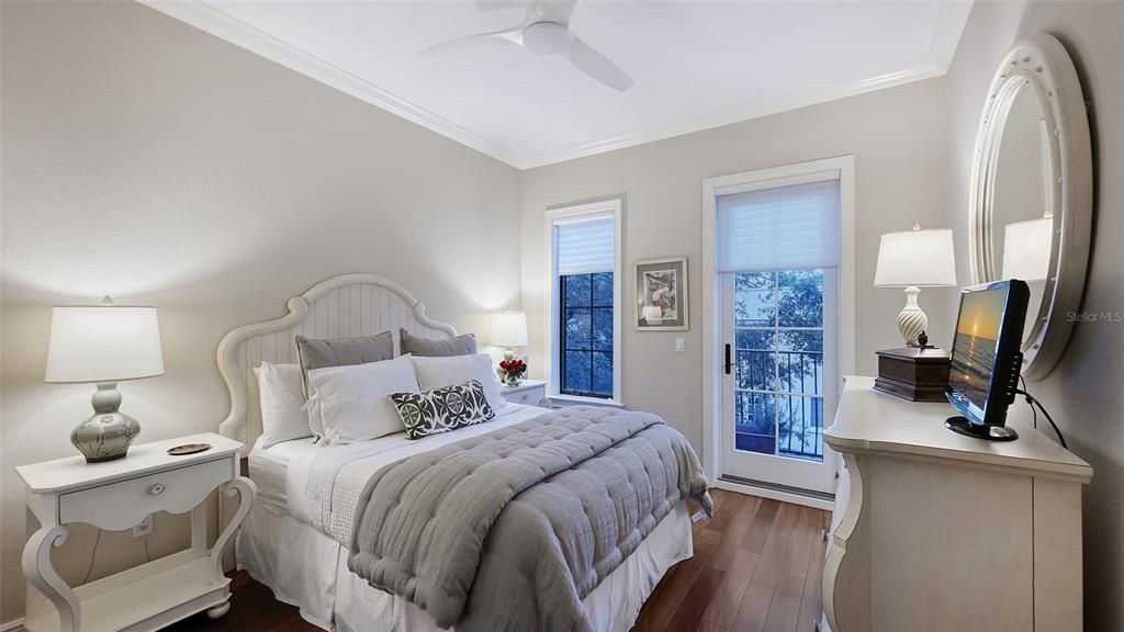 Activo con contrato: $1,595,000 (3 camas, 2 baños, 1910 Pies cuadrados)