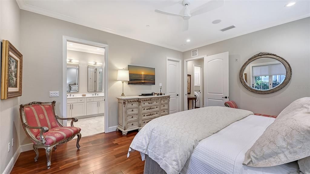 Activo con contrato: $1,595,000 (3 camas, 2 baños, 1910 Pies cuadrados)