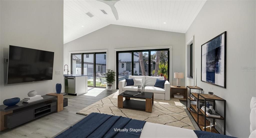 For Sale: $4,895,000 (5 beds, 6 baths, 5712 Square Feet)