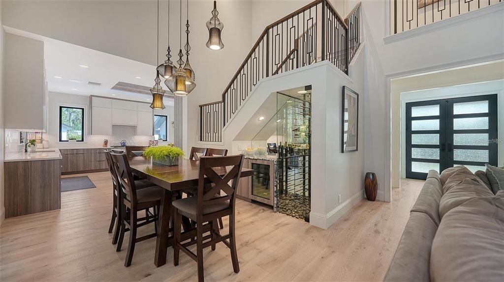 For Sale: $4,895,000 (5 beds, 6 baths, 5712 Square Feet)