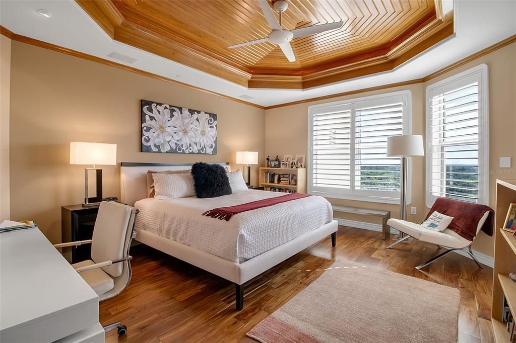 For Sale: $2,350,000 (3 beds, 2 baths, 3738 Square Feet)